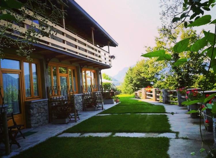 Agriturismo La Selvaggia Mandello del Lario Luaran gambar